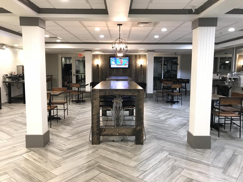 Cresthill Suites Suny University Albany Bagian luar foto