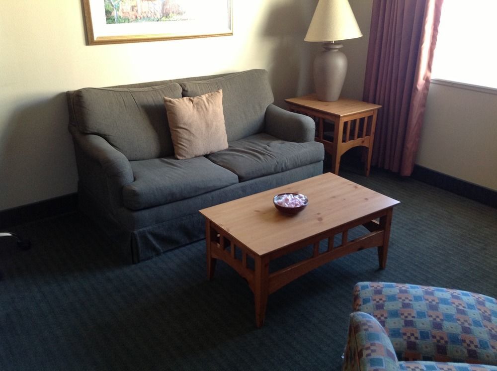 Cresthill Suites Suny University Albany Bagian luar foto